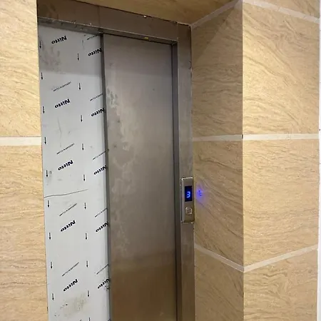 Top Floor Fafa Premium With Elevator
