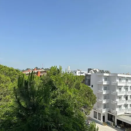 Top Floor Fafa Premium With Elevator Golem (Tirana)
