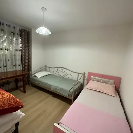 Appartamento Top Floor Fafa Premium With Elevator Golem (Tirana)